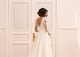 Morden V-Neck Lace Wedding Dress