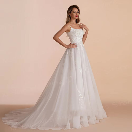 Graceful Lace Applique Wedding Dress