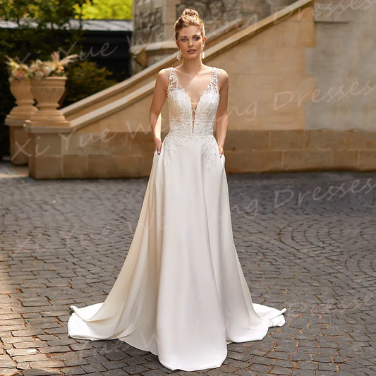 Graceful Lace Wedding Dress